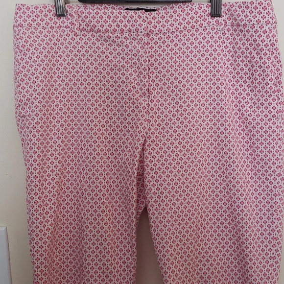 Cynthia Rowley Pink & White Medallion Print Pants - Picture 1 of 16